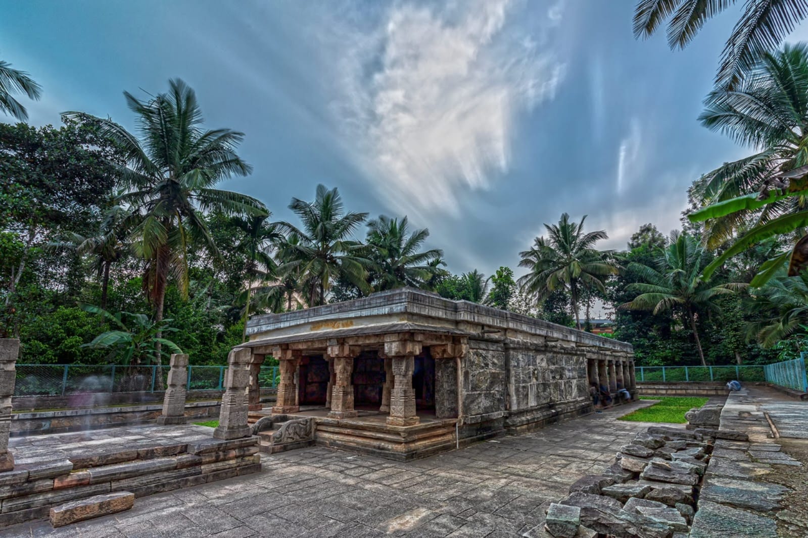 A Gujarat Mandir Special Trip 4 Nights – 5 Days-1 A Gujarat Mandir Special Trip 4 Nights – 5 Days-1